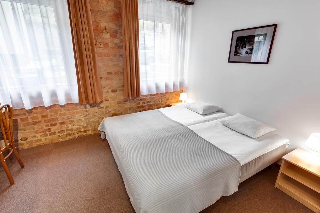 Janne Hotel Ρίγα Δωμάτιο φωτογραφία